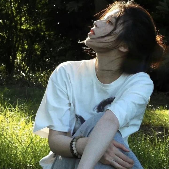 拂晓的尤娜